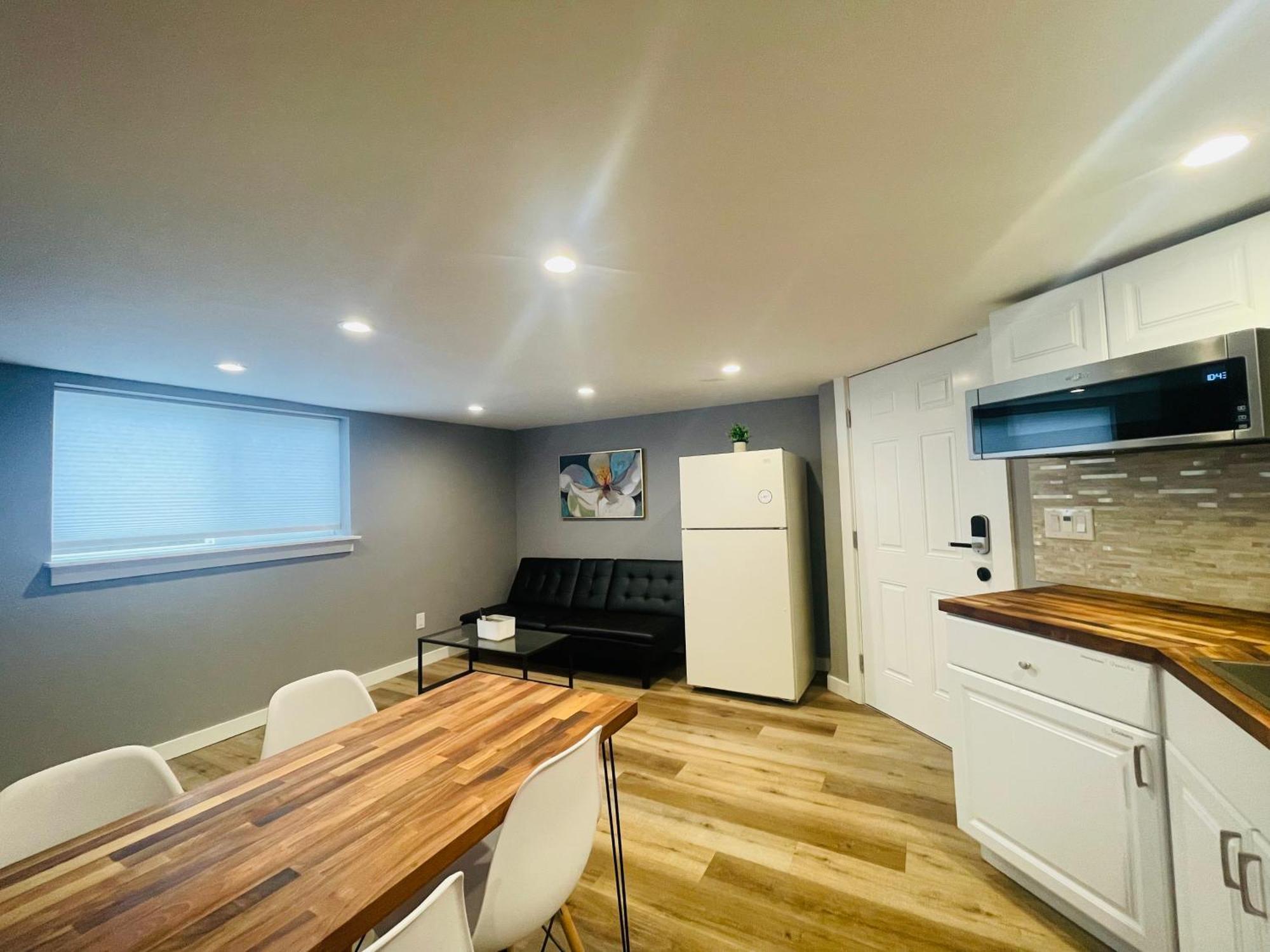 Green Lake 1St Line Home D Full Modern Remodeled Seattle Eksteriør billede